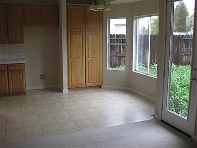 5th image of 2278 Carol Ann Dr