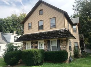 827 44th St, Rock Island, IL