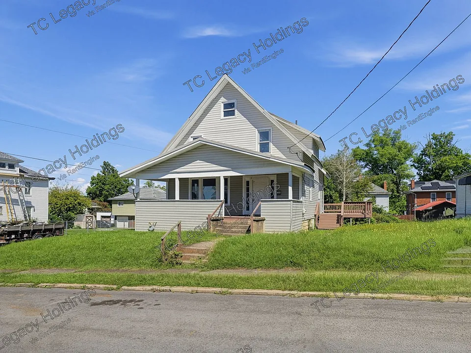 700 Maryland Ave