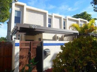 860 NE 20th Dr, Wilton Manors, FL 33305