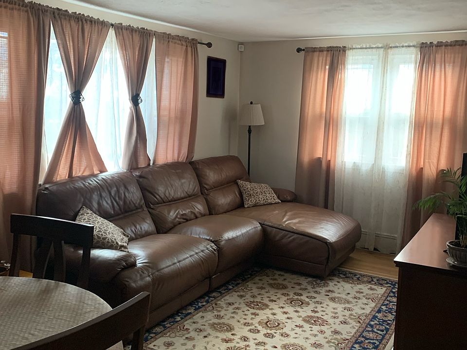 1st image of 15 Weymouth Ave Floor 2