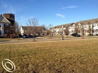2nd image of 780 Aberton Ave