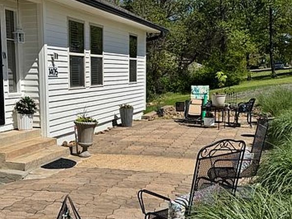 1405 Skyline Dr