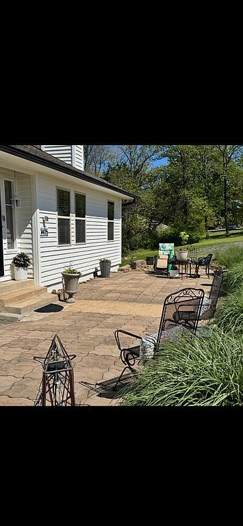 1405 Skyline Dr - Property Image