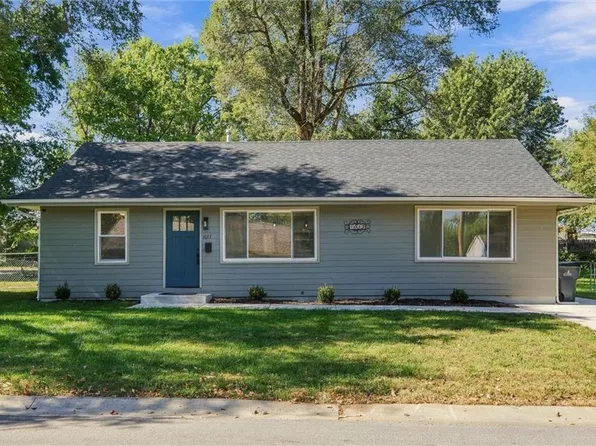 1017 S Brockway St, Olathe, KS 66061