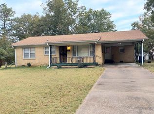 450 2nd St, Henderson, TN 38340
