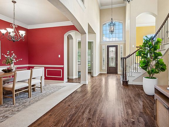 5th image of 2236 Stanmore Ln
