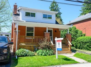 304 Park St W, Hamilton, ON L9H1Y9