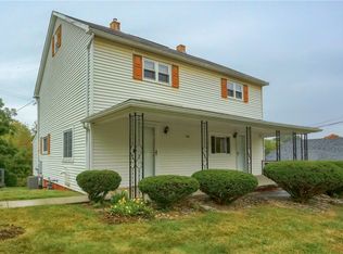 489 Cross Creek Rd, Avella, PA 15312