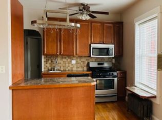 Coventry Court, Dubuque, IA 52001