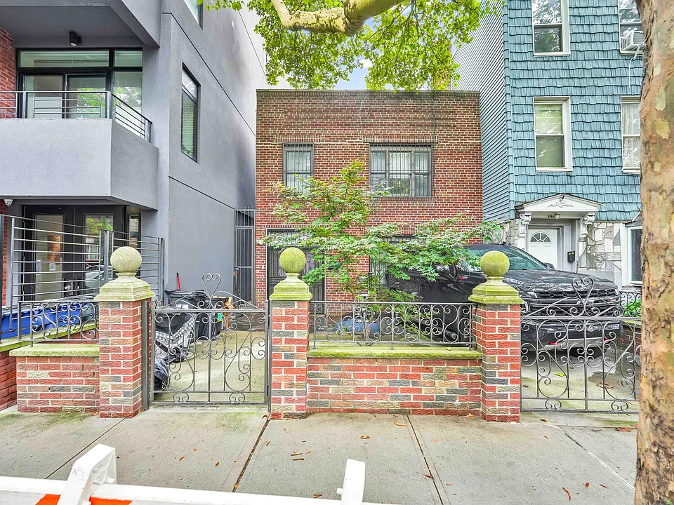 108 Withers St #1