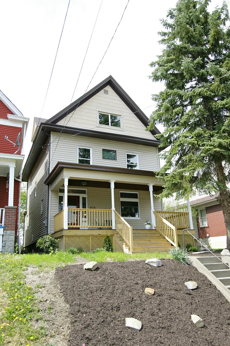 358 Ridgewood Ave photo 1
