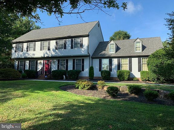 5th image of 165 Bakerfield Dr