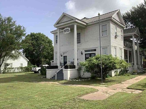 2nd image of 408 S Railroad Ave