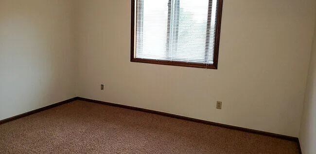 645 Galena Ct — Photo 15