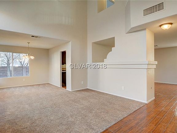 3rd image of 1828 Klamath Falls Way
