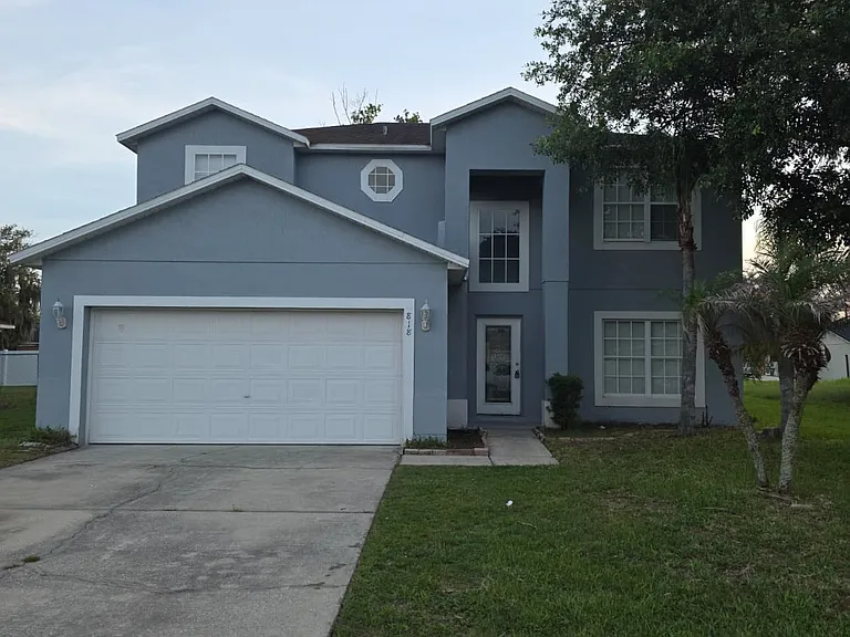 818 Mountbatten Ln — Photo 2