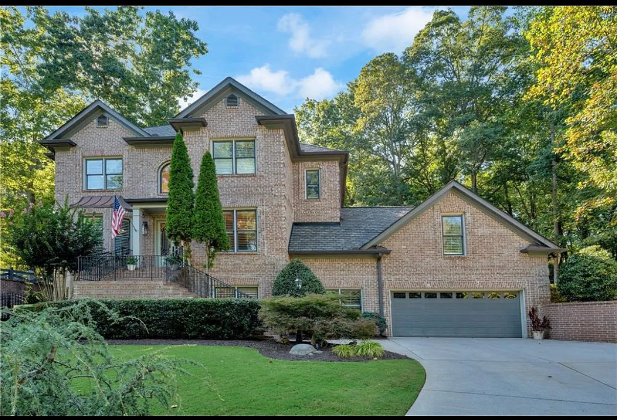 5 bed, 4100 sqft, $4,500 — Photo 3