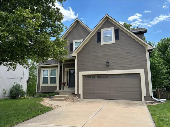 21231 W 119th Ter, Olathe, KS 66061