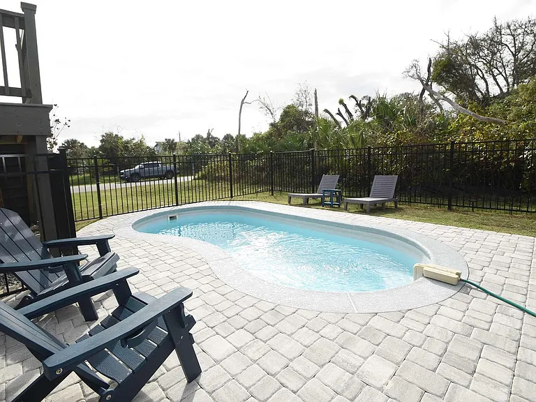 37 Atlantic Dr #ID1261604P — Photo 44