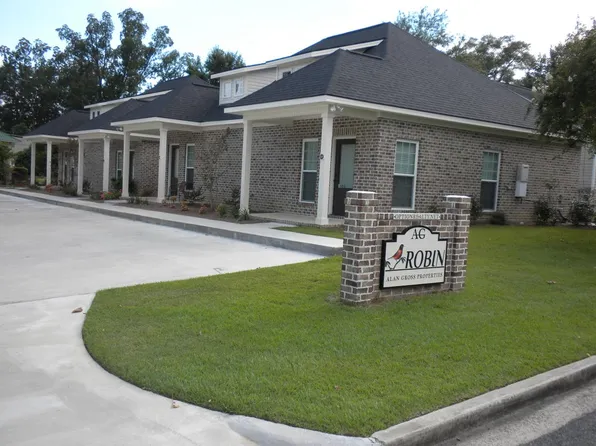 10 E Grady St, Statesboro, GA 30458