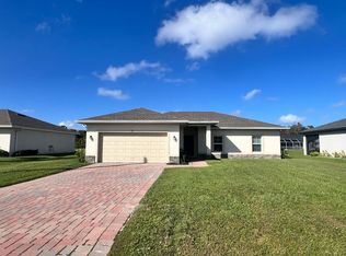 351 Paramaribo St, Punta Gorda, FL 33983