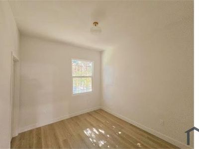 752 E 17th St, Los Angeles, CA, 90021