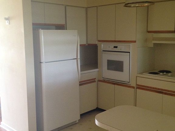 2nd image of 631 Flotilla Ln