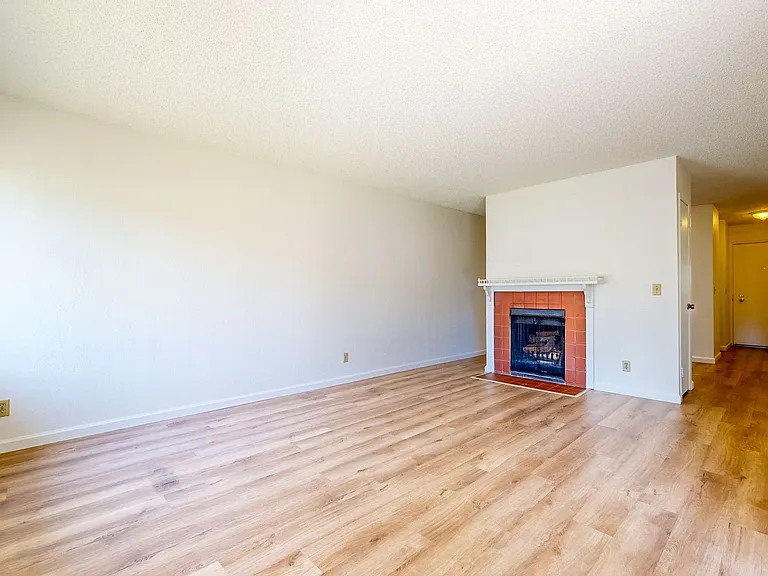 1565-1583 Neotomas Ave — Photo 15