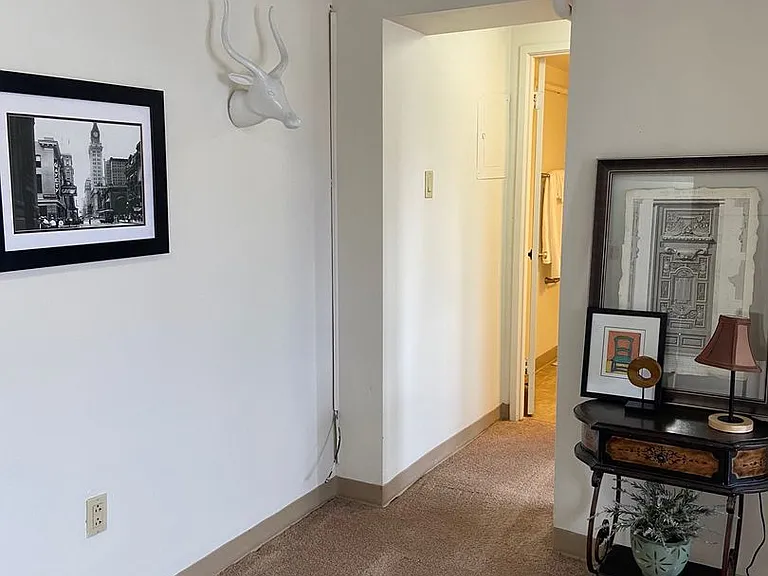 716 Washington Pl — Photo 40