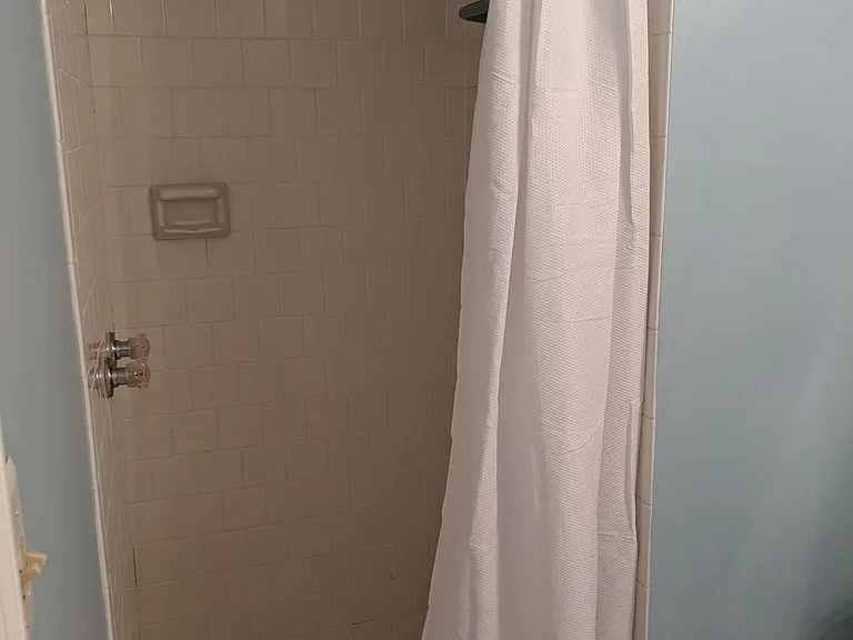 6076 Crown Royal Cir — Photo 22