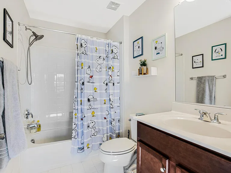 42526 Oxford Forest Cir — Photo 15