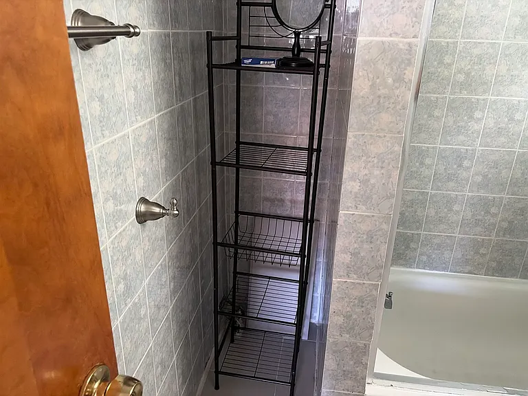 360 Ege Ave #1 — Photo 21