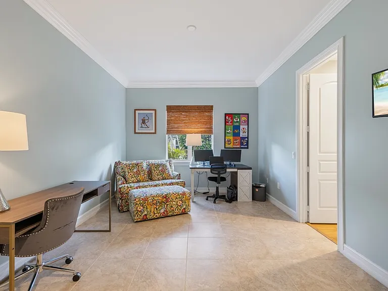 6585 Martinique Way — Photo 7