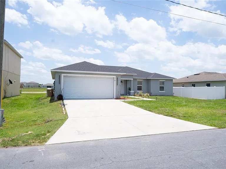 16 Alicante Ct — Photo 4