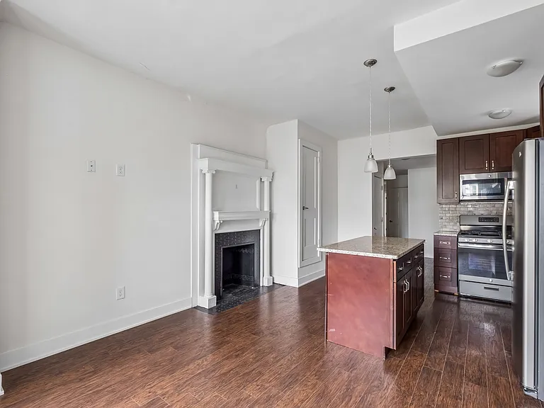 4922 Cedar Ave #2 — Photo 12