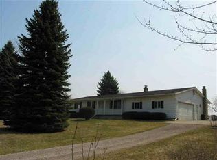 1491 Thompson Rd, Fenton, MI 48430