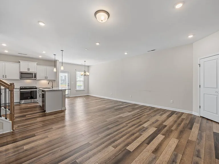 1631 Glacier Dr — Photo 35