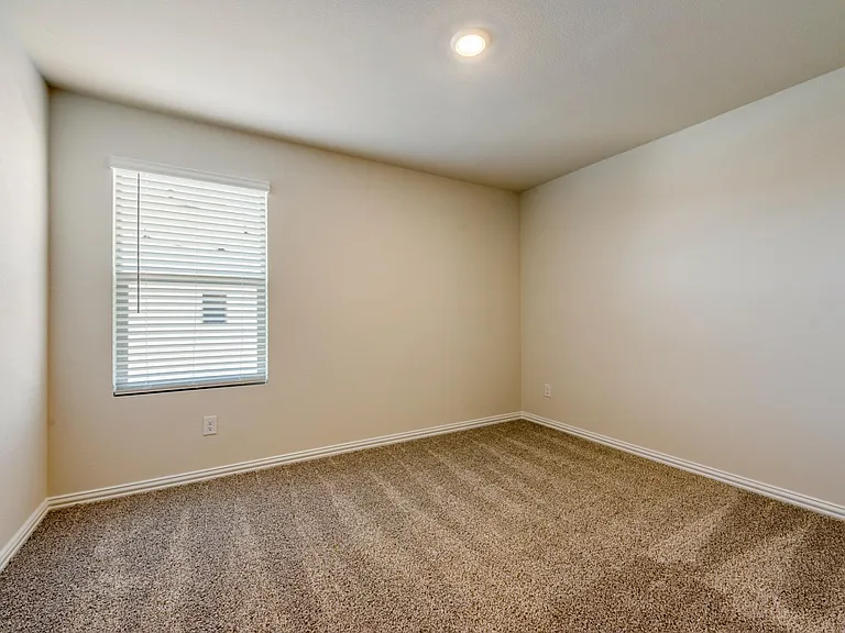 102 Monarch Way — Photo 26