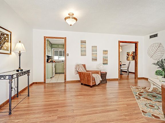 3rd image of 8105 Aspen Ave NE