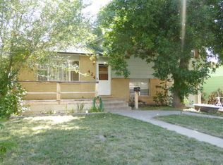 424 Clover Ln, Fort Collins, CO 80521