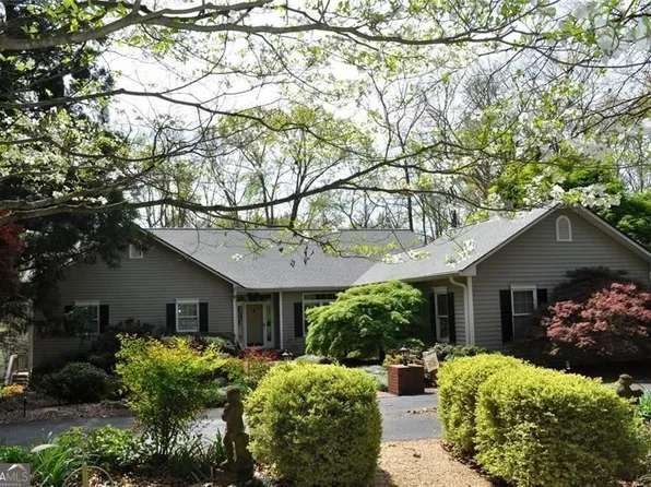 731 Hidden Lakes Trl, Jefferson, GA 30549