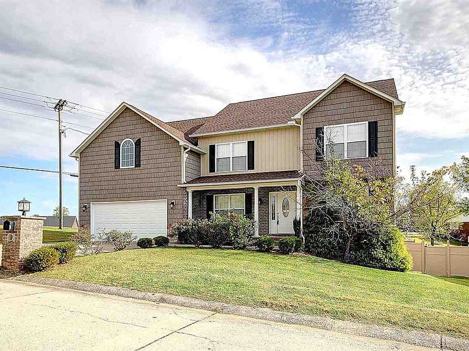 1st image of 35 Glen Oaks Ct