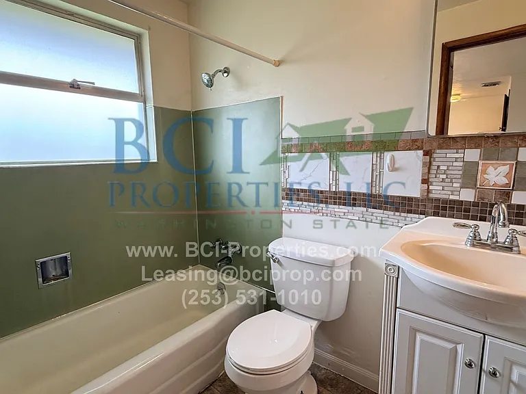 10817 Kendrick St SW — Photo 1