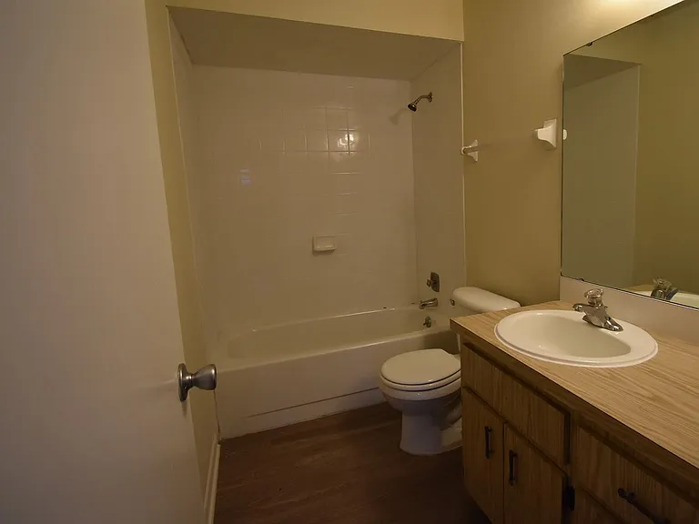 1039 Branchwood Dr — Photo 14