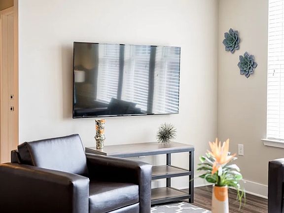 5th image of 380 Oasis Way 146 #B-137-149
