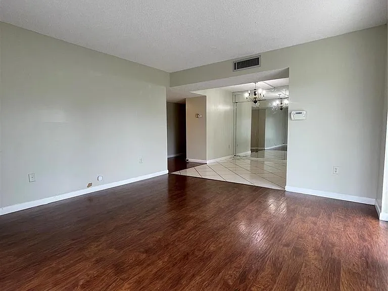 4158 Inverrary Dr #111 — Photo 6