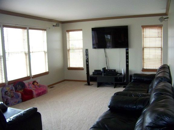 5th image of 7427 Westbrook Dr