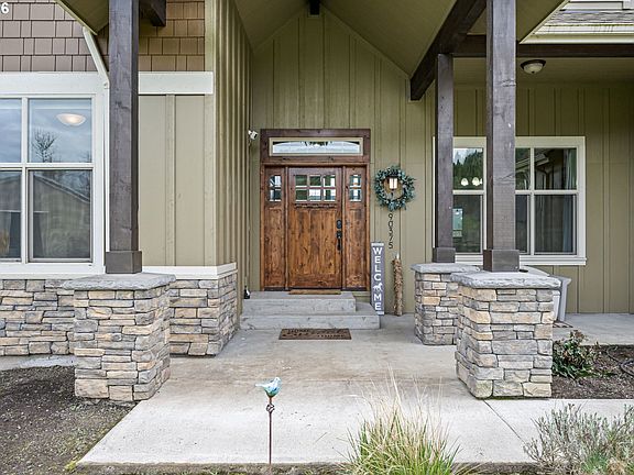 3rd image of 90375 Hill Rd