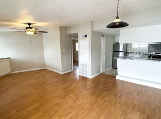 4822 Merwin St APT 13, Houston, TX 77027
